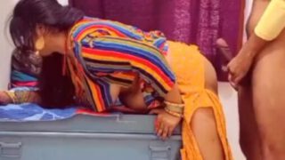 Ghar Aai Kazn ko choda Fudi li Homemade xxx video