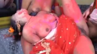 Holi par 3some sex ki maze wali chudai ki Indian porn video