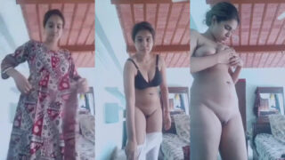 Juicy boobs wali nangi Pakistani ladki ka Nude XXX MMS