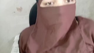 Muslim hijab girl ki hairy pussy nice chudai ki Paki xxx movies